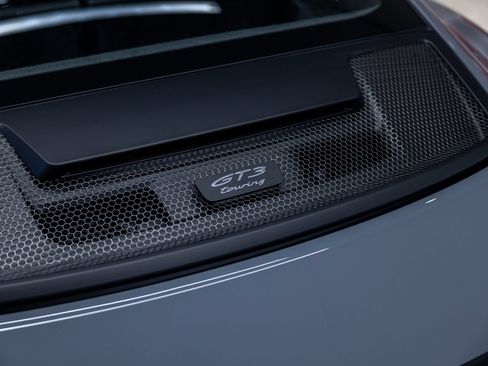Certified 2025 Porsche 911 GT3 RWD image 24