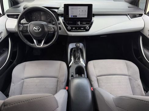 Used 2024 Toyota Corolla SE image 11