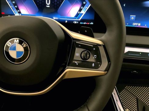 Certified 2025 BMW X3 xDrive30i w/ Convenience Package image 19