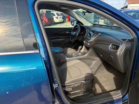 Used 2019 Chevrolet Equinox LT w/ Driver Convenience Package FWD image 8