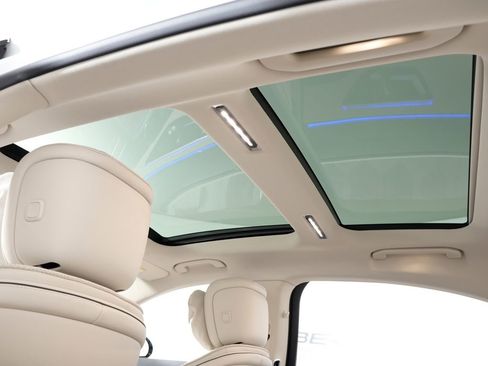 Certified 2025 Mercedes-Benz S 580 4MATIC Sedan image 17