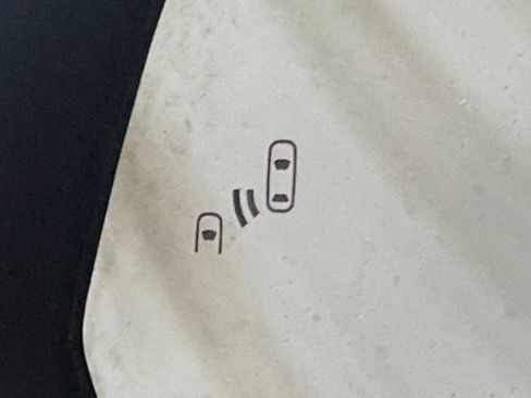 Used 2021 Toyota Sienna LE image 8