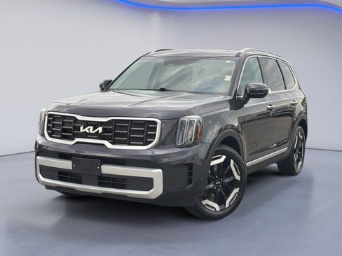 Used 2025 Kia Telluride S AWD/4WD image 2