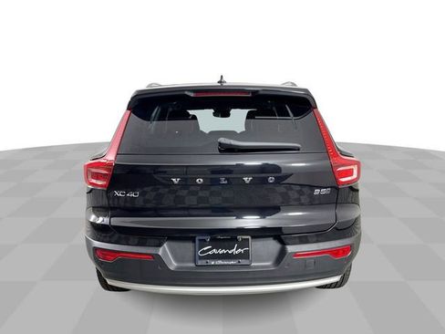 Used 2024 Volvo XC40 B5 Plus AWD/4WD image 7