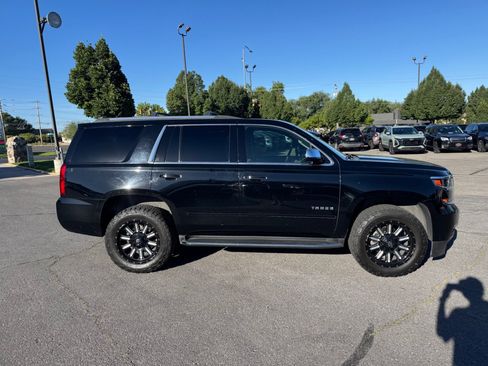 Used 2017 Chevrolet Tahoe Premier AWD/4WD image 6