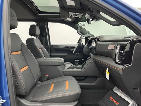 New 2026 GMC Sierra 1500 AT4 w/ AT4 Premium Package AWD/4WD image 35