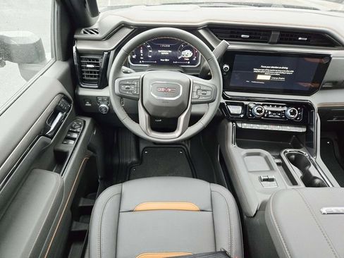 New 2026 GMC Sierra 2500 AT4 w/ AT4 Premium Plus Package AWD/4WD image 11