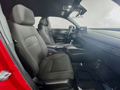 Used 2024 Honda HR-V Sport image 28