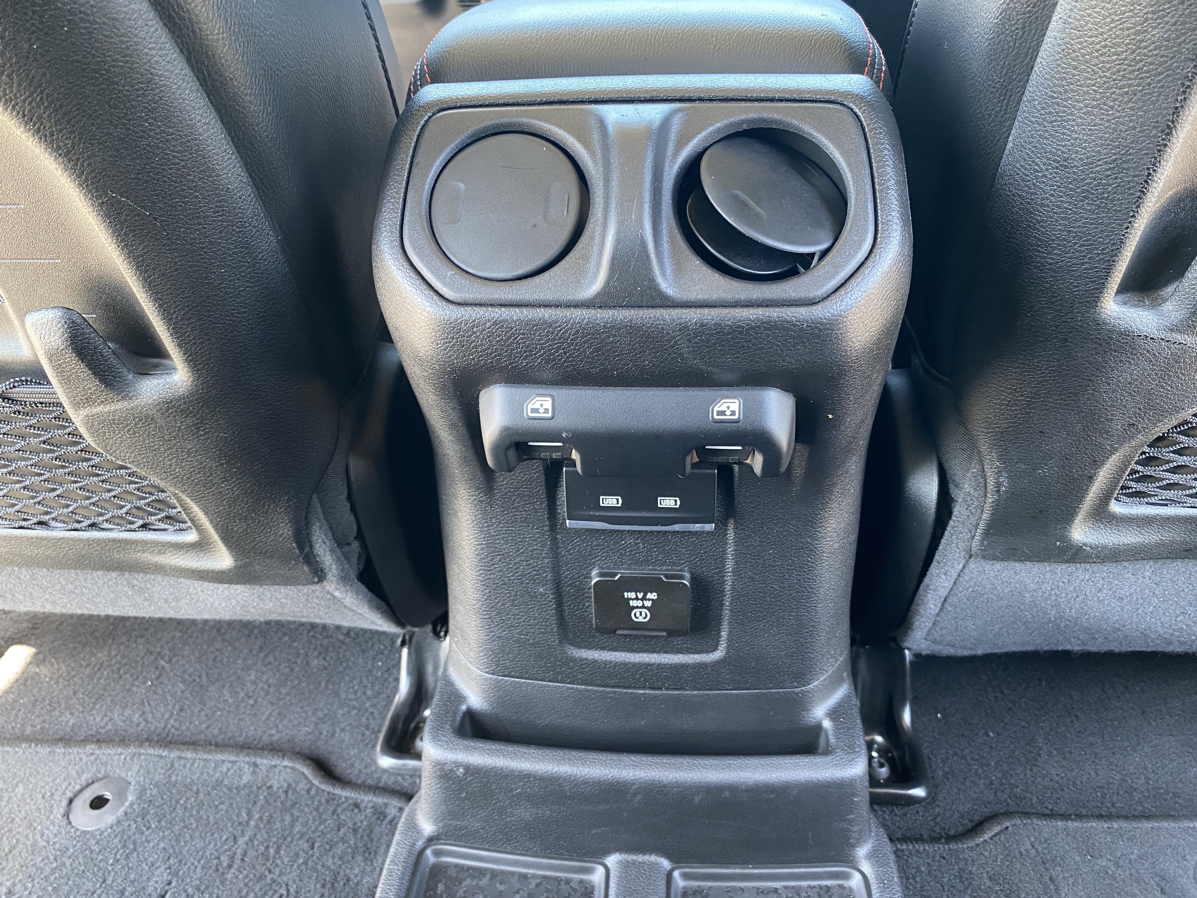 Used 2022 Jeep Wrangler Unlimited Rubicon w/ Steel Bumper Group AWD/4WD image 20
