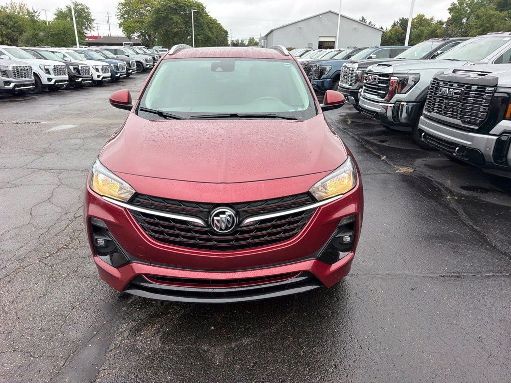 Used 2023 Buick Encore GX Select w/ Sport Touring Package FWD image 5