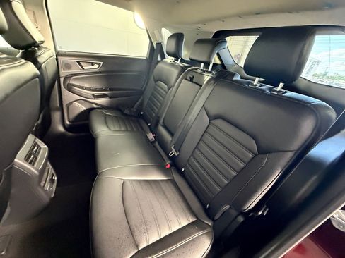 Used 2020 Ford Edge SEL w/ Convenience Package FWD image 13