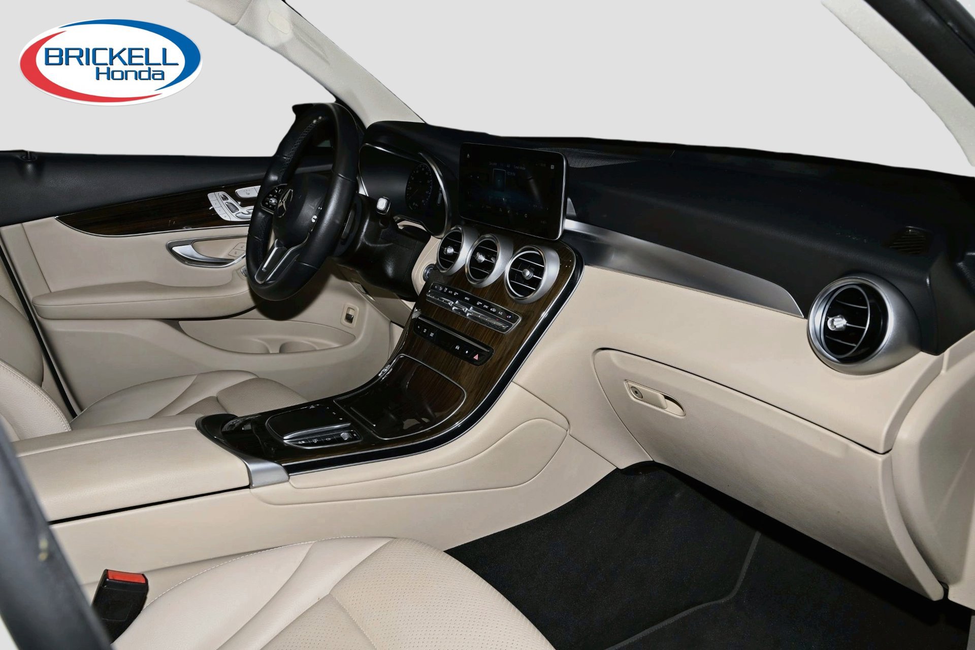 Used 2022 Mercedes-Benz GLC 300 image 14