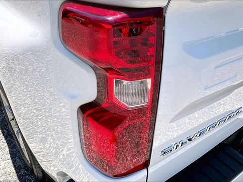 Used 2026 Chevrolet Silverado 1500 Custom AWD/4WD image 30