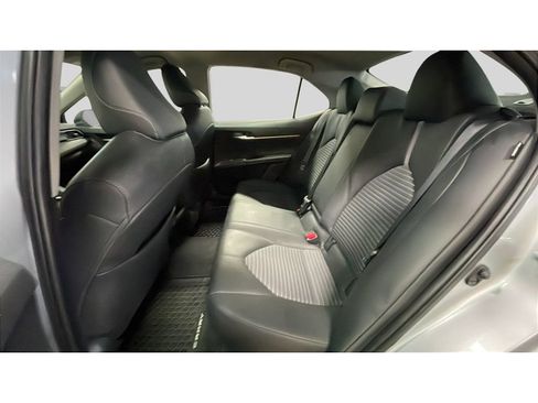 Used 2024 Toyota Camry SE FWD image 15
