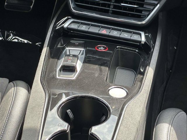Used 2022 Audi RS e-tron GT AWD/4WD image 21