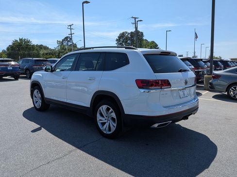 Used 2023 Volkswagen Atlas SE w/ Panoramic Sunroof Package image 5