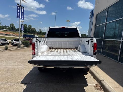 Used 2017 Ford F150 XLT w/ Equipment Group 302A Luxury AWD/4WD image 7