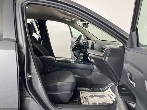 Certified 2025 Nissan Kicks SV FWD image 37