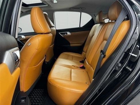 Used 2012 Lexus CT 200h Premium w/ Premium Audio Pkg FWD image 17