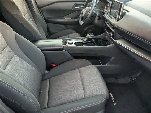 Used 2024 Nissan Rogue SV image 20