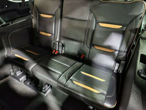 Used 2021 GMC Yukon XL AT4 w/ AT4 Premium Plus Package AWD/4WD image 52