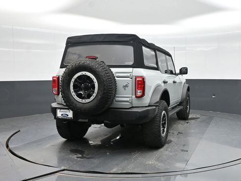 Used 2022 Ford Bronco 4-Door w/ Sasquatch Package AWD/4WD image 4