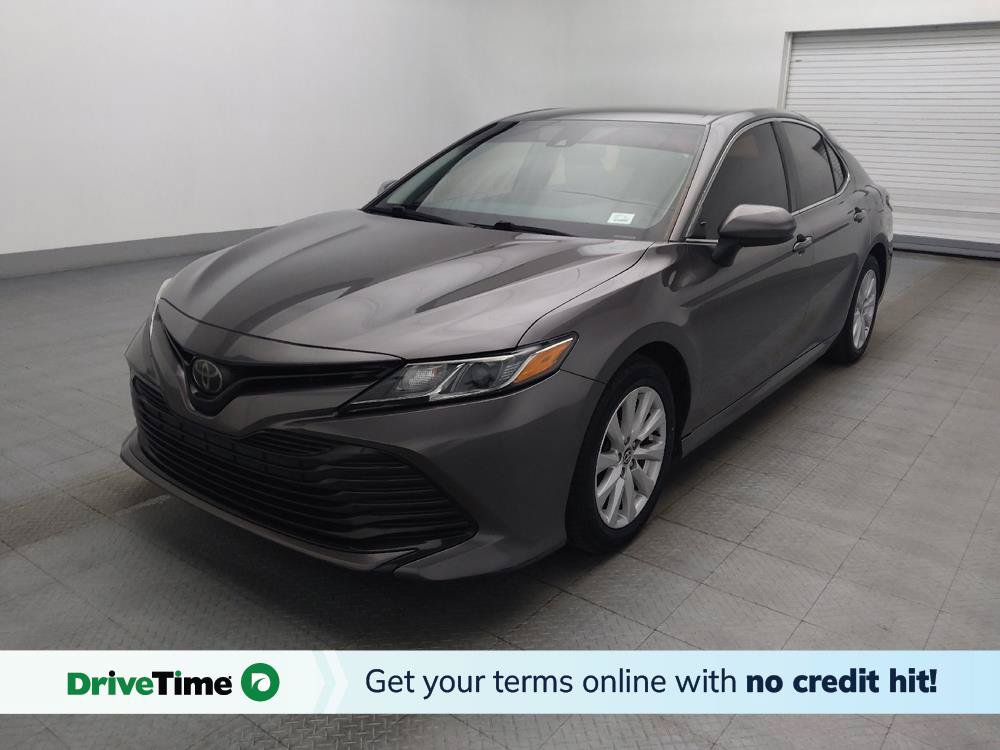 Used 2020 Toyota Camry LE FWD image 1