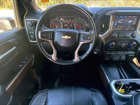 Certified 2023 Chevrolet Silverado 3500 High Country image 13