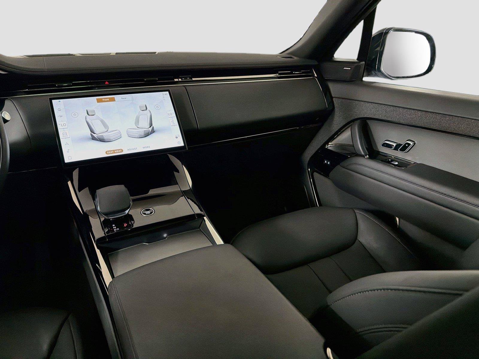 Certified 2025 Land Rover Range Rover Sport SE AWD/4WD image 23