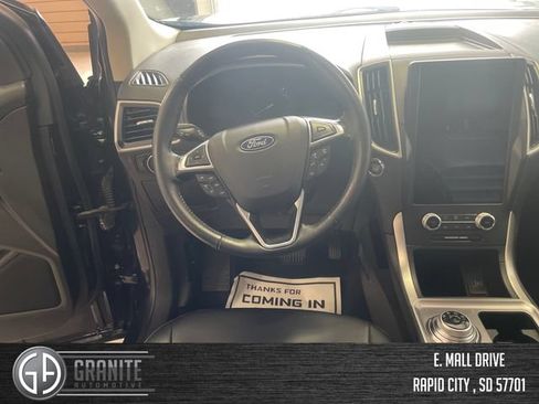 Used 2024 Ford Edge SEL AWD/4WD image 17