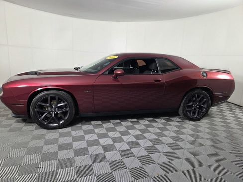 Certified 2018 Dodge Challenger R/T image 8