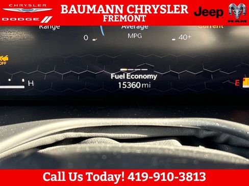 Used 2023 Jeep Compass Limited w/ Elite Group AWD/4WD image 16