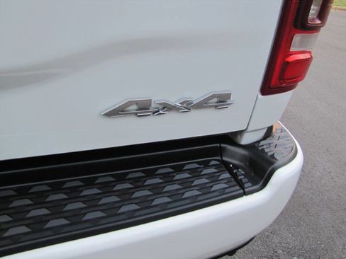 Used 2024 RAM 2500 Laramie image 31