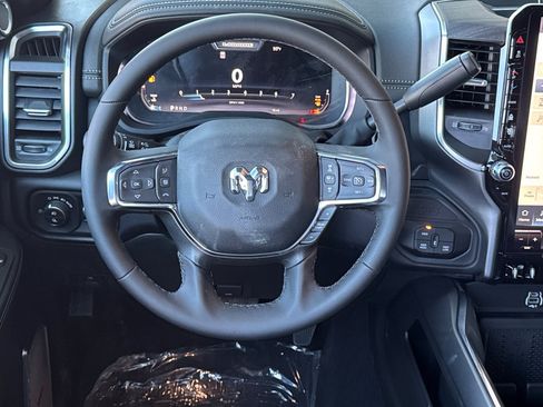 New 2026 RAM 2500 Laramie AWD/4WD image 13