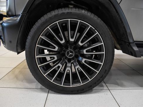 Certified 2025 Mercedes-Benz G 63 AMG 4MATIC image 12