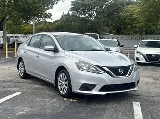 Used 2017 Nissan Sentra SV video 3