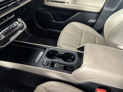 Used 2025 Lincoln Corsair FWD w/ Equipment Group 101A image 21