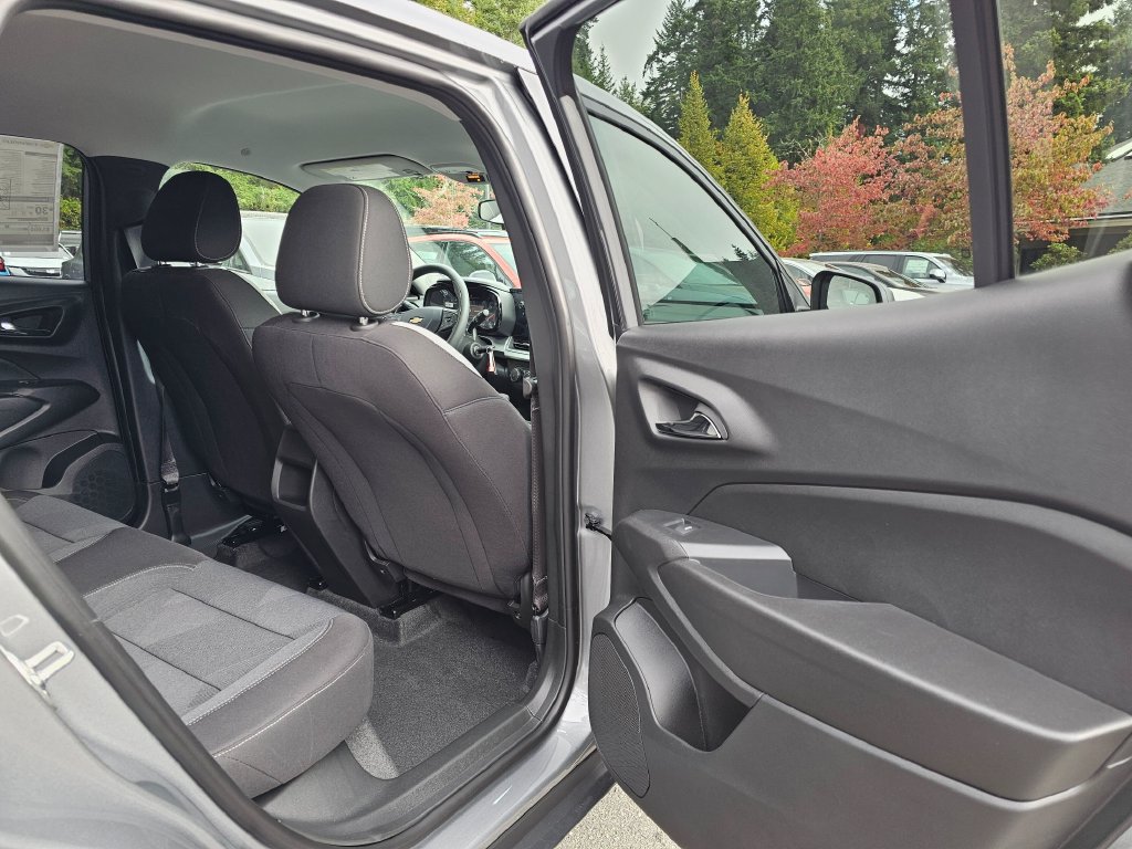 New 2026 Chevrolet Trax LS FWD image 14