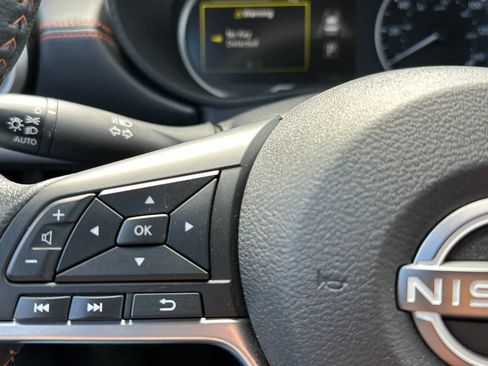 Used 2024 Nissan Versa SR FWD image 22