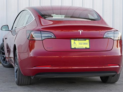 Used 2017 Tesla Model 3 Long Range image 5