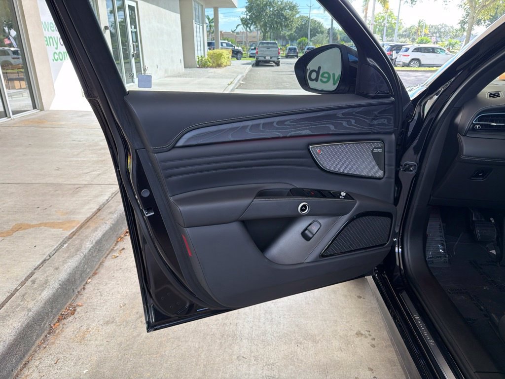 Used 2025 Maserati Grecale GT AWD/4WD image 44