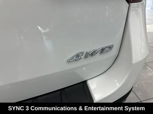 Used 2023 Ford Explorer XLT w/ Equipment Group 202A AWD/4WD image 11