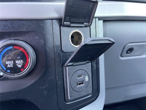 Used 2023 Ford F150 XLT AWD/4WD image 27