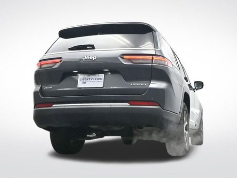 Used 2024 Jeep Grand Cherokee L Limited w/ Luxury Tech Group II image 38