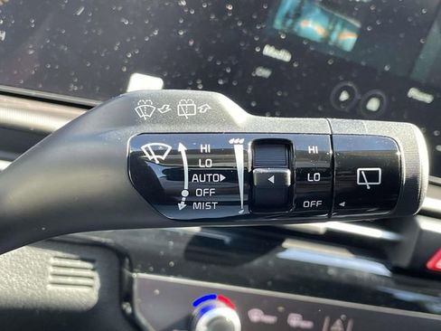 New 2026 Kia Sportage EX image 31