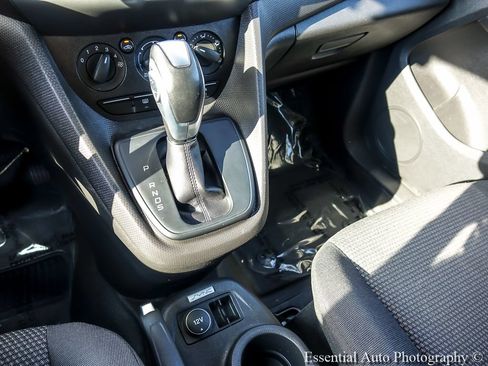 Certified 2017 Ford Transit Connect XL FWD image 18