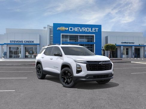 New 2026 Chevrolet Equinox LT w/ Midnight Edition FWD image 9