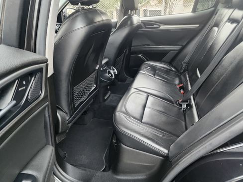 Used 2018 Alfa Romeo Stelvio Ti image 20