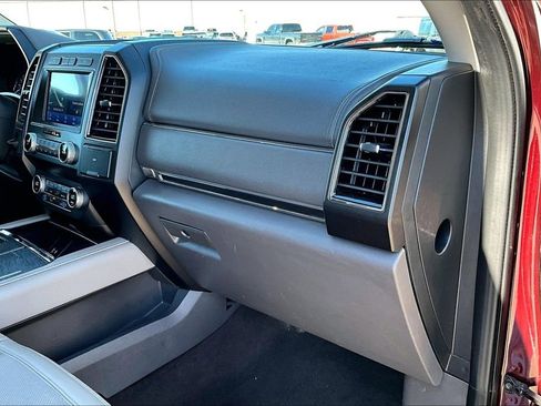 Used 2021 Ford Expedition Max Limited image 19