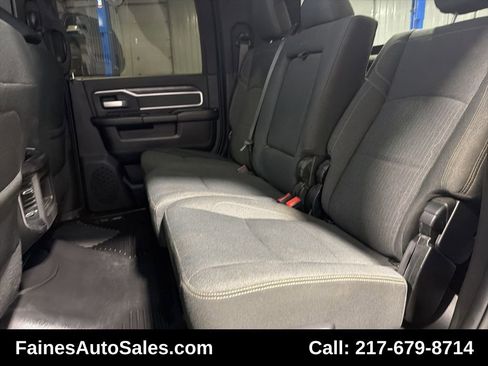Used 2019 RAM 2500 Big Horn w/ Black Appearance Package image 41